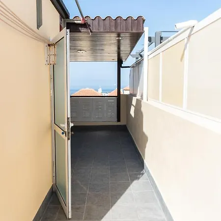 Ocean View 2 Bedroom Roofterrace In Costa Adeje 아파트
